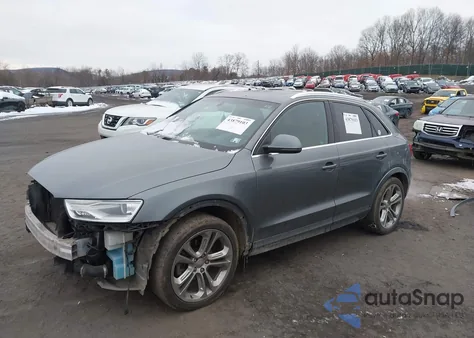 2016 Audi Q3 2.0T Premium Plus z USA, uszkodzony, nr VIN WA1BFCFS1GR010392